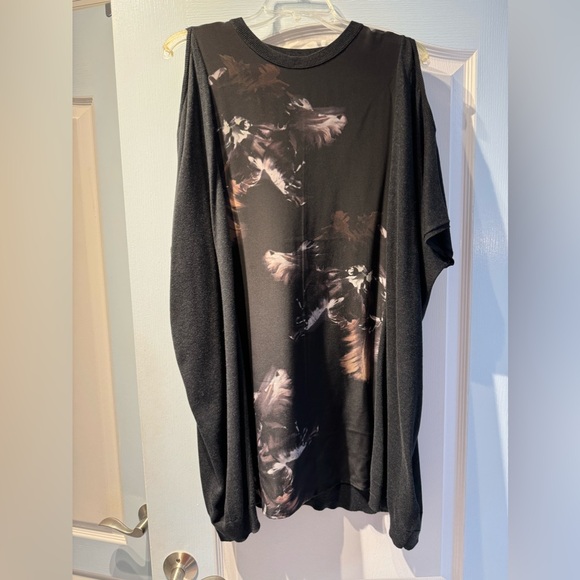 Allsaints tunic top open sholders 100% silk front and 55 cotton/45 rayon. Size S - Picture 1 of 6